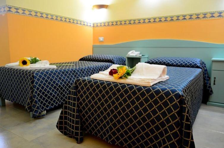 Hotel Le Palme ซานต์อันนาอาเรซี ภายนอก รูปภาพ
