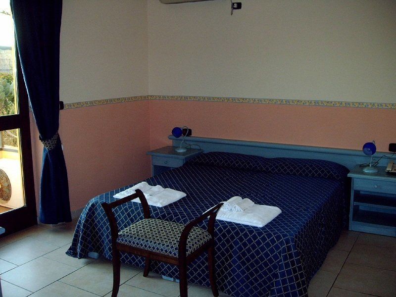 Hotel Le Palme ซานต์อันนาอาเรซี ภายนอก รูปภาพ